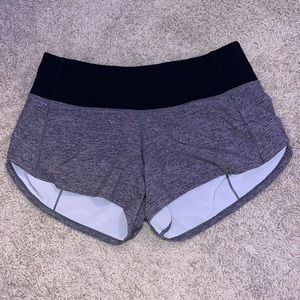 Lululemon Grey Speed up shorts size 2!!!
Perfect condition